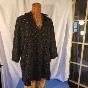 Ladies ALFANI Black w/White Polka Dots V Neck Tunic - XL